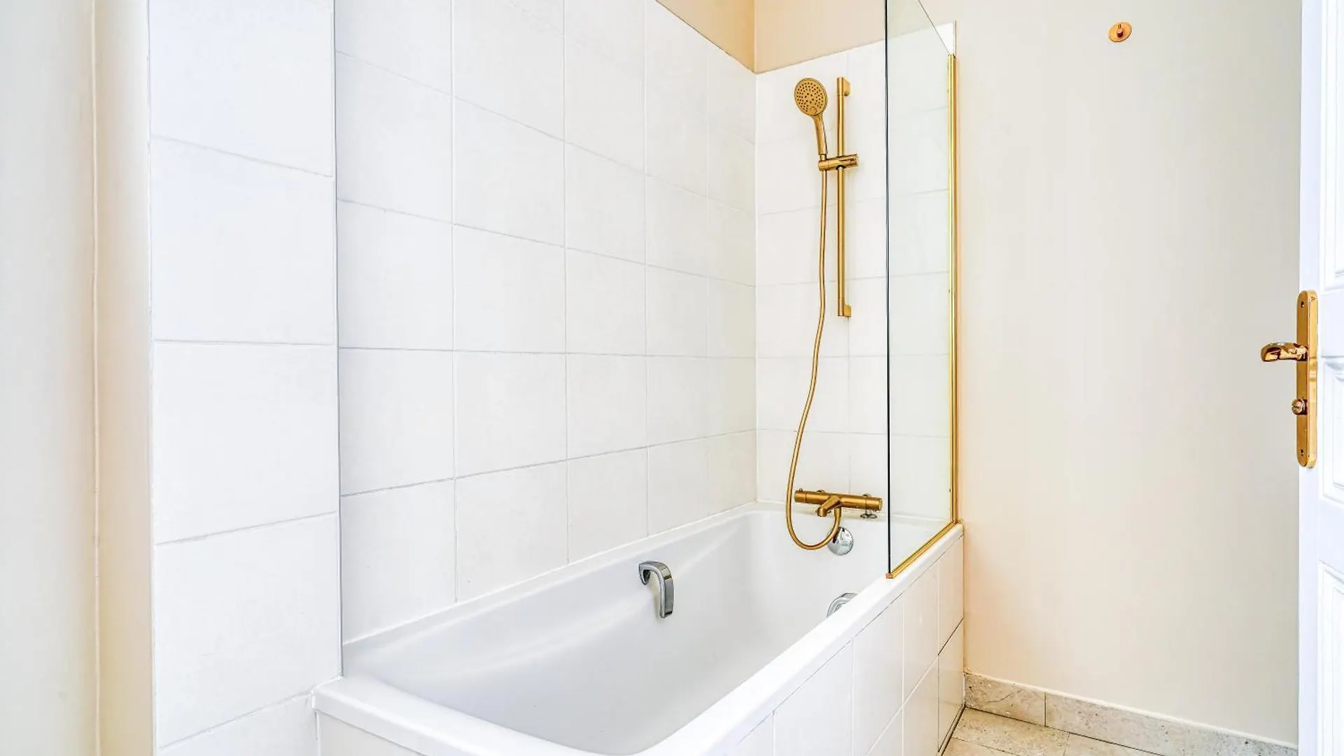 Charme Et Standing - 2 Chambres Proches Trocadero Paris Apartment